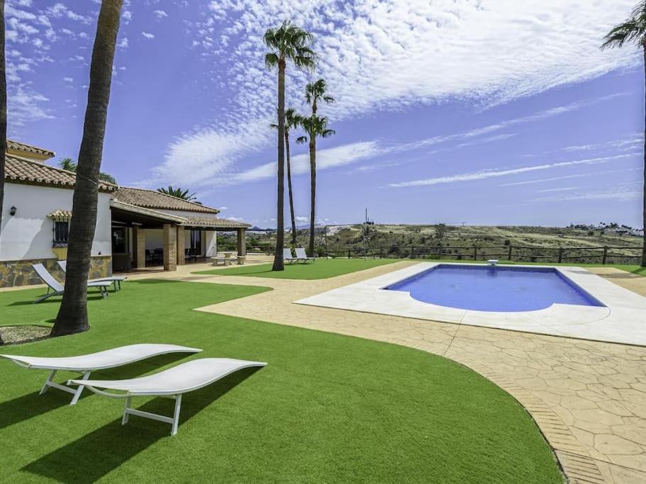 Alcam El Cortijo Villa Estepona Exterior photo